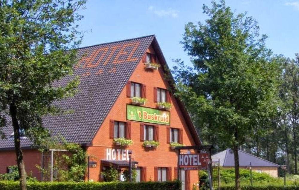Hotel Het Buskruid Lummen Buitenkant foto